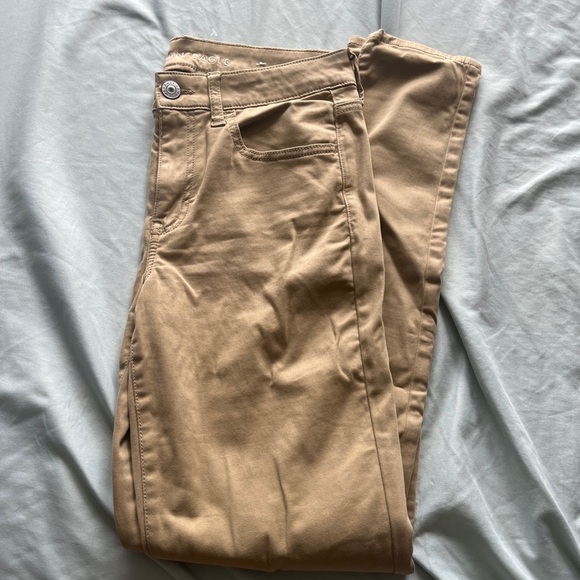 American Eagle Outfitters Pants - American Eagle Skinny Khakis for Effortless Style